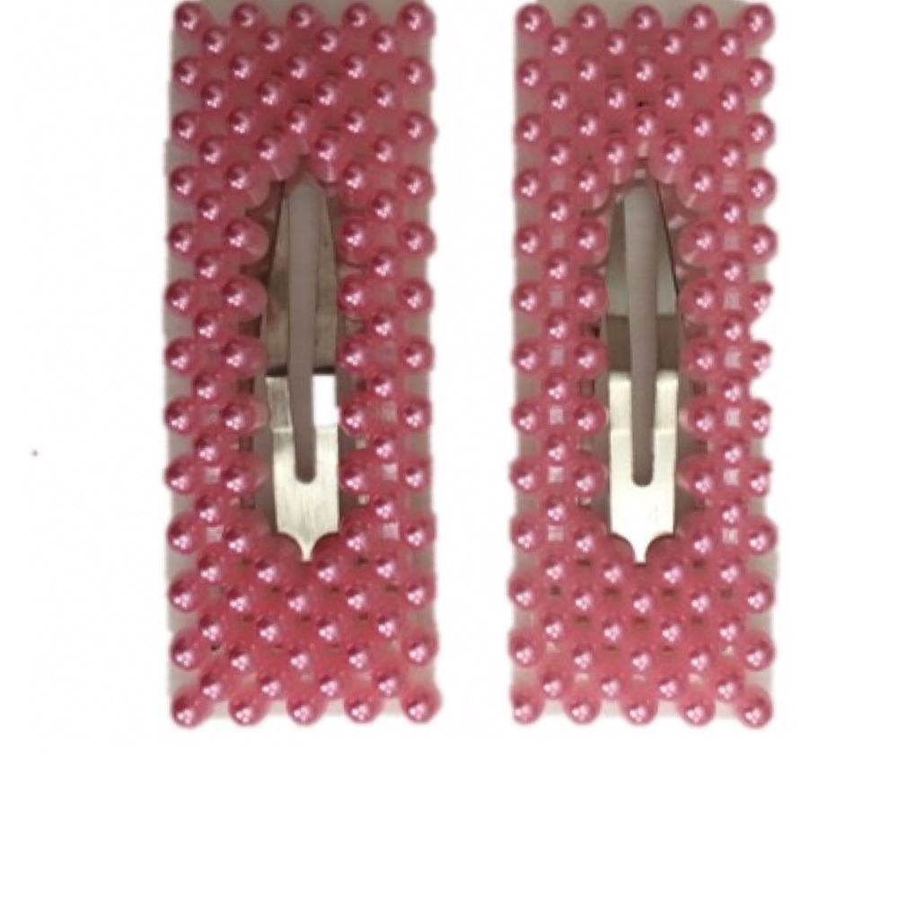 Pink Oversized Pearl hair Barrettes NWT